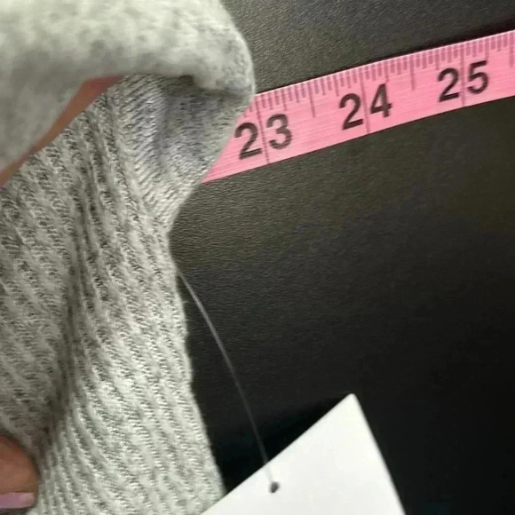 89th & Madison Loose neck,balloon sleeve turtleneck,super soft,light gray - Picture 8 of 13